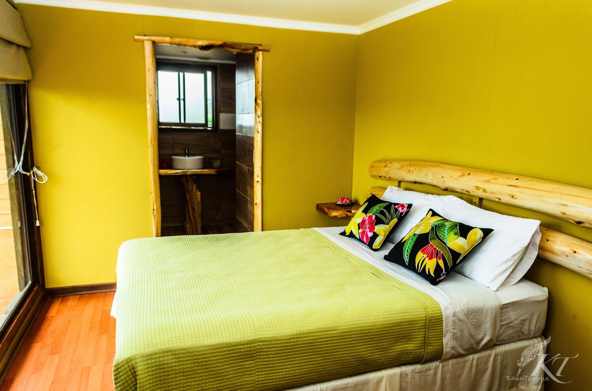 Hotel Uka Mana Hanga Roa Exteriör bild